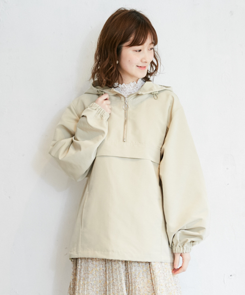 PairPair(ペアペア)の「【ZOZO限定アイテム】袖ボリュームハーフジップマウンテンパーカー(マウンテンパーカー・レディース・ブラック/ライトベージュ・フリー)」の8枚目の写真