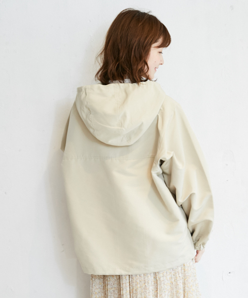 PairPair(ペアペア)の「【ZOZO限定アイテム】袖ボリュームハーフジップマウンテンパーカー(マウンテンパーカー・レディース・ブラック/ライトベージュ・フリー)」の10枚目の写真