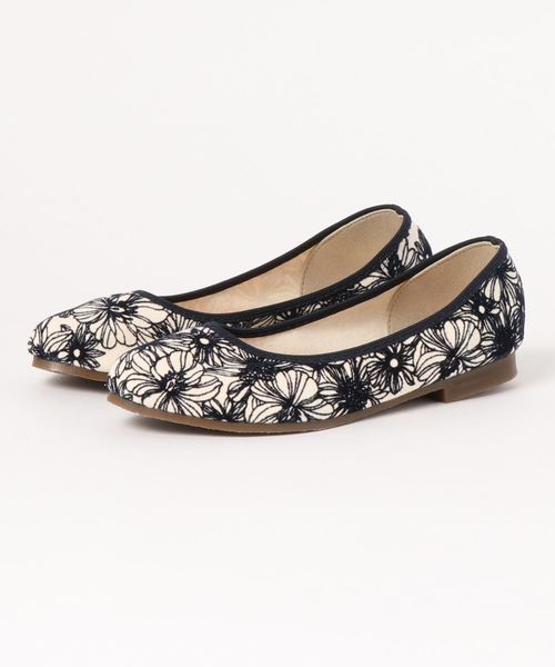 GeeRA（ジーラ）の「日本製アーモンドシューズ（パンプス・レディース・シルバー/ブラウン/その他/ブラック系その他/マスタード/ネイビー/オレンジ系その他/ブラック・MEDIUM/XX-LARGE/LARGE/SMALL/X-SMALL/XXX-LARGE/X-LARGE）」の8枚目の写真