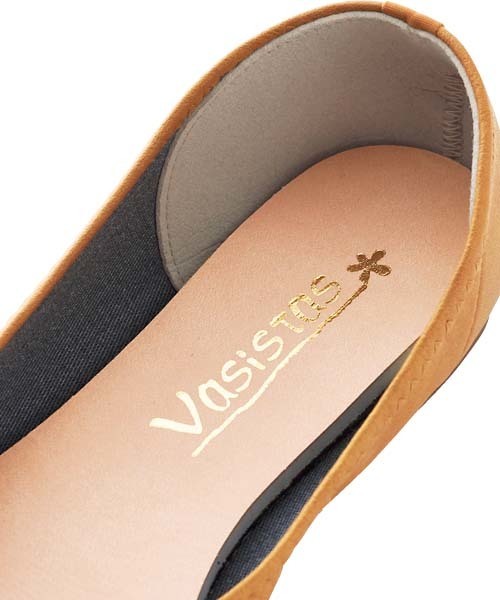 GeeRA（ジーラ）の「日本製アーモンドシューズ（パンプス・レディース・シルバー/ブラウン/その他/ブラック系その他/マスタード/ネイビー/オレンジ系その他/ブラック・MEDIUM/XX-LARGE/LARGE/SMALL/X-SMALL/XXX-LARGE/X-LARGE）」の12枚目の写真