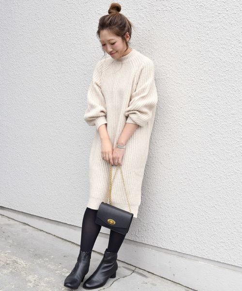 Khaju（カージュ）の「【WEB限定】Khaju:アゼニットワンピース19FW◇◇（ワンピース・レディース・ライトブルー/ブラック/アイボリー/キャメル・ONE SIZE）」の5枚目の写真
