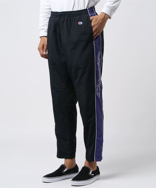 Champion(チャンピオン)の「CHAMPION/チャンピオン C3-Q209 ナイロンパンツ(その他パンツ・メンズ・ブラック/ダークグリーン・M/L/XL)」の2枚目の写真