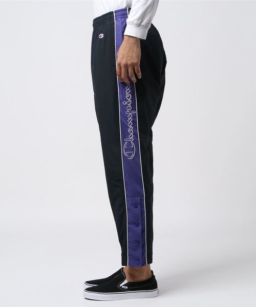 Champion(チャンピオン)の「CHAMPION/チャンピオン C3-Q209 ナイロンパンツ(その他パンツ・メンズ・ブラック/ダークグリーン・M/L/XL)」の3枚目の写真