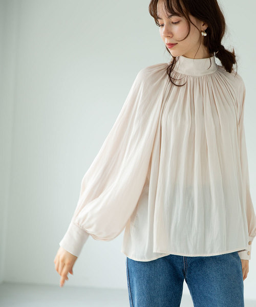 marjour（マージュール）の「CLASSICAL BLOUSE（シャツ/ブラウス・レディース・オフホワイト/キャメル・MEDIUM）」の2枚目の写真