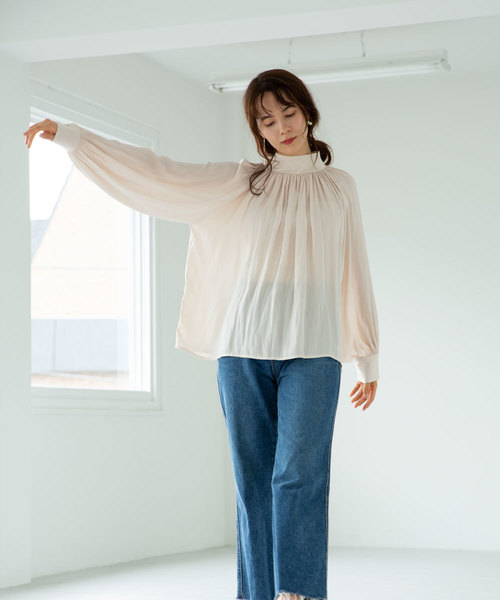 marjour（マージュール）の「CLASSICAL BLOUSE（シャツ/ブラウス・レディース・オフホワイト/キャメル・MEDIUM）」の7枚目の写真
