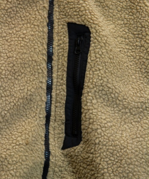 JACKROSE(ジャックローズ)の「JE-CORISOCO-ノーカラーボアジャケット(ブルゾン・メンズ・ホワイト/ブラック/ベージュ・M/L/XL)」の9枚目の写真