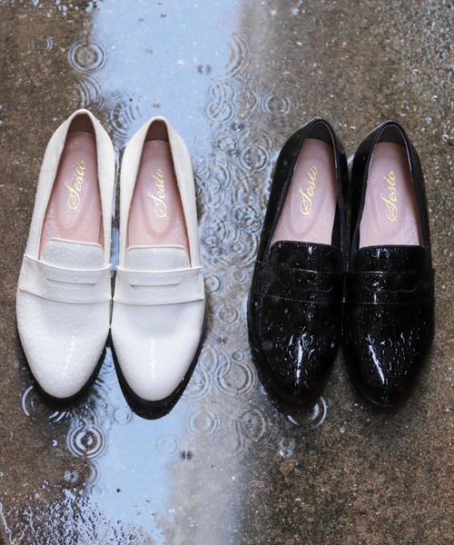 SESTO（セスト）の「生活防水。晴雨兼用コインローファーパンプス（レインシューズ・レディース・ホワイト/ブラック/チェック・22.5cm/23.5cm/24.5cm/25.5cm/23.0cm/24.0cm/22.0cm）」の12枚目の写真