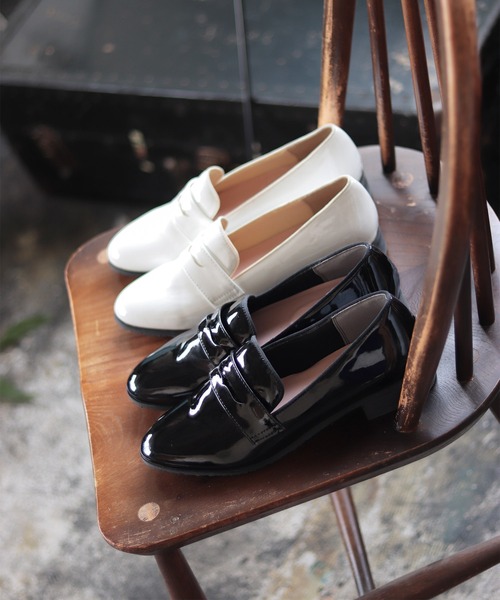 SESTO（セスト）の「生活防水。晴雨兼用コインローファーパンプス（レインシューズ・レディース・ホワイト/ブラック/チェック・22.5cm/23.5cm/24.5cm/25.5cm/23.0cm/24.0cm/22.0cm）」の6枚目の写真