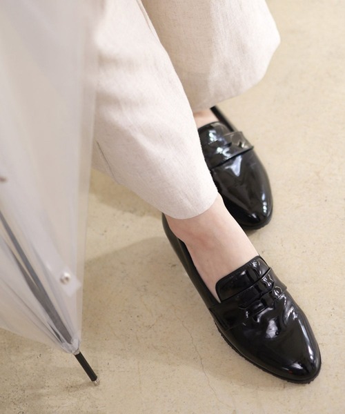 SESTO（セスト）の「生活防水。晴雨兼用コインローファーパンプス（レインシューズ・レディース・ホワイト/ブラック/チェック・22.5cm/23.5cm/24.5cm/25.5cm/23.0cm/24.0cm/22.0cm）」の16枚目の写真