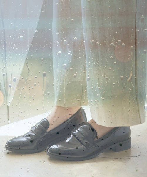 SESTO（セスト）の「生活防水。晴雨兼用コインローファーパンプス（レインシューズ・レディース・ホワイト/ブラック/チェック・22.5cm/23.5cm/24.5cm/25.5cm/23.0cm/24.0cm/22.0cm）」の15枚目の写真