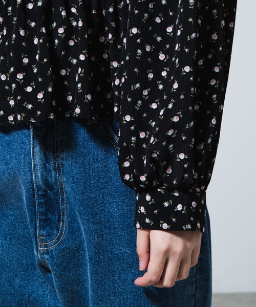 WEGO（ウィゴー）の「WEGO/フラワーシャーリングブラウス（シャツ/ブラウス・レディース・その他1・FREE）」の6枚目の写真