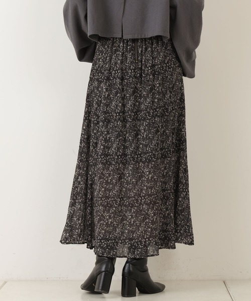 Chico（チコ）の「小花柄プリーツフレアスカート/マーメイドスカート（スカート・レディース・ブラック/ブラウン/ライトベージュ・FREE）」の13枚目の写真