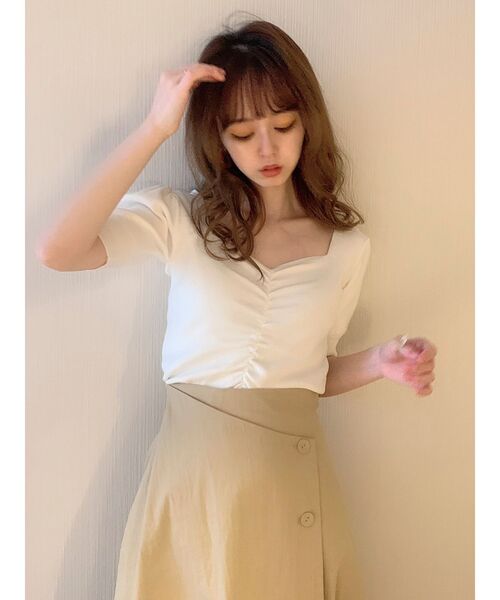 dazzlin(ダズリン)の「ハートマークギャザーニットトップス(ニット/セーター・レディース・ベージュ/ブラウン/オフホワイト/イエロー/ブルー・FREE)」の12枚目の写真