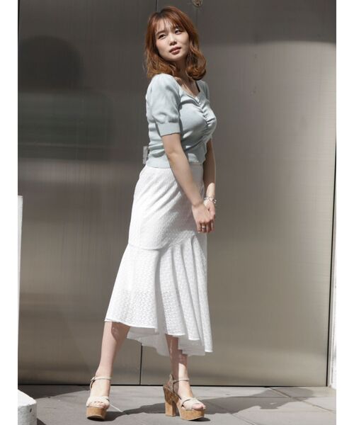 dazzlin(ダズリン)の「ハートマークギャザーニットトップス(ニット/セーター・レディース・ベージュ/ブラウン/オフホワイト/イエロー/ブルー・FREE)」の21枚目の写真