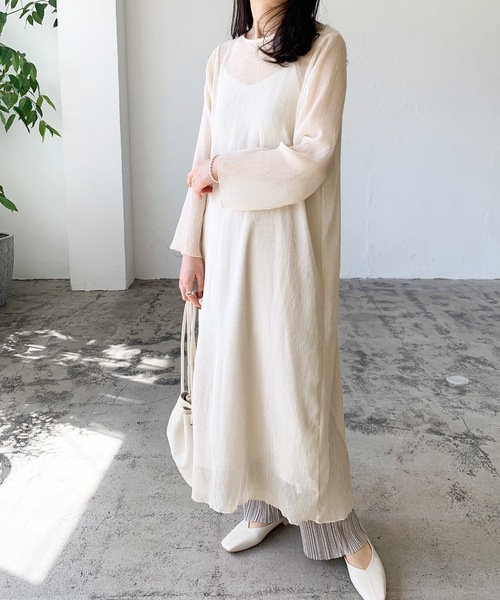 LIAN(リアン)の「楊柳シフォンワンピース&サテンキャミワンピースセット(ワンピース・レディース・ピンクベージュ/ブルー/アイボリー/ブラック・FREE)」の8枚目の写真