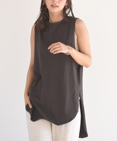 rps(アールピーエス)の「ラウンドヘムノースリーブTee(Tシャツ/カットソー・レディース・パープル/オフホワイト/ブラック/グレイッシュベージュ/ブラウン/チャコールグレー・M)」の4枚目の写真