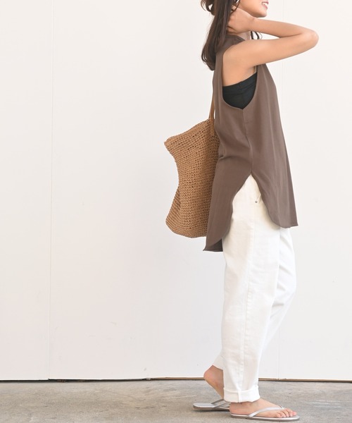 rps(アールピーエス)の「ラウンドヘムノースリーブTee(Tシャツ/カットソー・レディース・パープル/オフホワイト/ブラック/グレイッシュベージュ/ブラウン/チャコールグレー・M)」の18枚目の写真