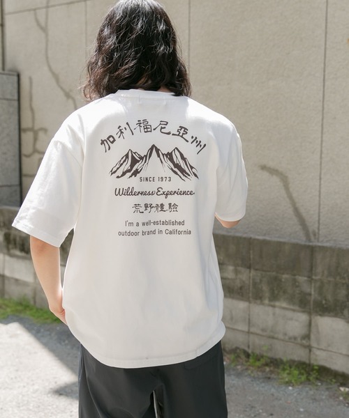 WILDERNESS EXPERIENCE（ウィルダネスエクスペリエンス）の「『別注』WILDERNESS EXPERIENCE×DOORS　バックプリントTシャツ（Tシャツ/カットソー・メンズ・ライトブルー/ブラック/オフホワイト・MEDIUM/LARGE/X-LARGE）」の11枚目の写真