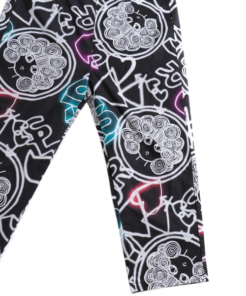 ScoLar（スカラー）の「ネオンスカラーちゃん柄 綿麻サロペット（サロペット/オーバーオール・レディース・ブラック/ベージュ・M）」の12枚目の写真