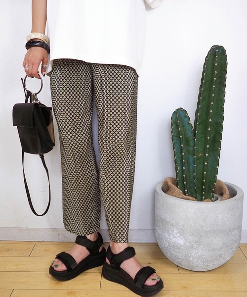 HWG_5（エイチダブルゴー）の「柄プリーツパンツ（その他パンツ・レディース・A/B/C/D/E/F/G・FREE）」の2枚目の写真