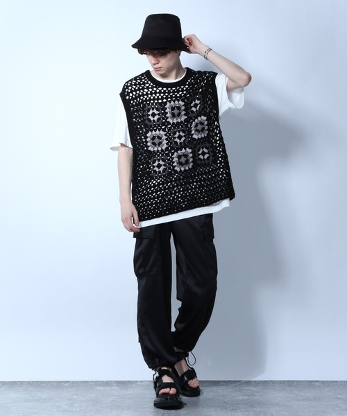 HARE（ハレ）の「サテンカーゴパンツ(HARE)（カーゴパンツ・メンズ・オフホワイト/ブラック・MEDIUM/SMALL）」の3枚目の写真