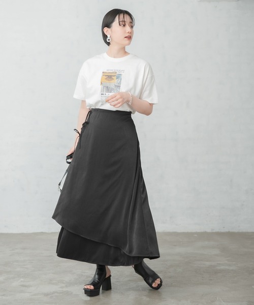 PAGEBOY（ページボーイ）の「マットメタリックサテンスカート（スカート・レディース・ブラック/イエロー系その他・FREE）」の5枚目の写真