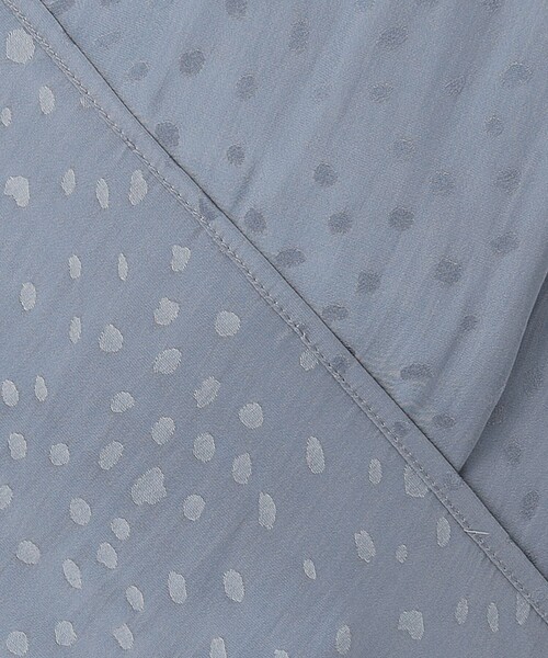 J.PRESS Ladies（J.プレス レディス）の「【WEB限定・洗える・イージーケア】MEMORIAジャカード ブラウス（シャツ/ブラウス・レディース・ベージュ系/ネイビー系/ダルブルー系・XS）」の17枚目の写真