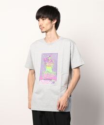 NB Athletics Artist Levitzo Tシャツ