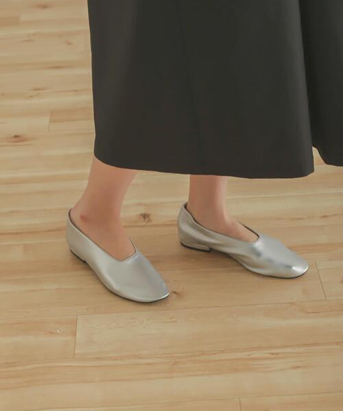 SENSE OF PLACE by URBAN RESEARCH（センスオブプレイスバイアーバンリサーチ）の「甲深ソフトフラットシューズ（パンプス・レディース・ブラウン/シルバー/アイボリー/ブラック・LARGE/MEDIUM/SMALL）」の17枚目の写真