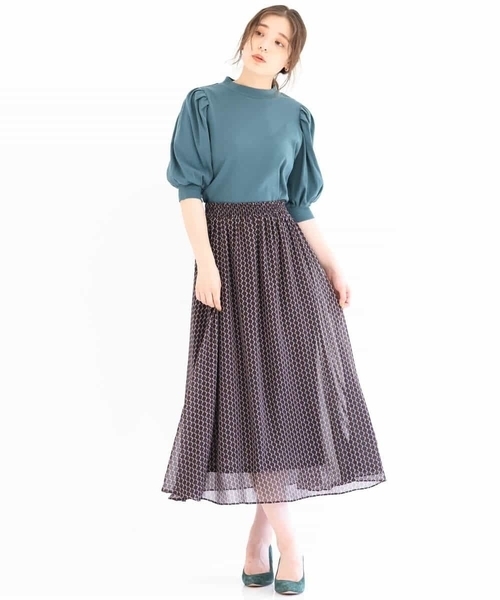 MK MICHEL KLEIN（エムケーミッシェルクラン）の「ボリュームスリーブ カットソー/洗える（Tシャツ/カットソー・レディース・ブラック/グリーン/グレイッシュベージュ・38）」の21枚目の写真