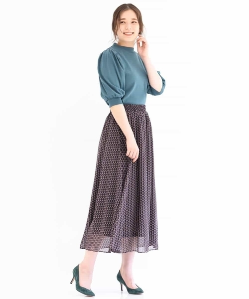 MK MICHEL KLEIN（エムケーミッシェルクラン）の「ボリュームスリーブ カットソー/洗える（Tシャツ/カットソー・レディース・ブラック/グリーン/グレイッシュベージュ・38）」の4枚目の写真