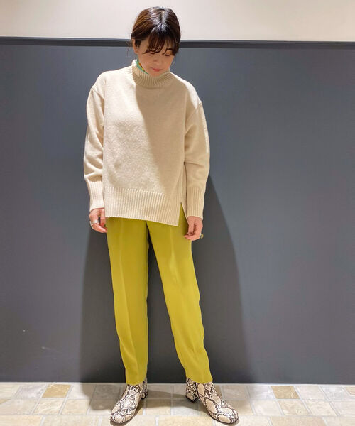 NOLLEY’S（ノーリーズ）の「◇【WEB限定カラーあり】MUSICハイネックプルオーバーニット（ニット/セーター・レディース・アイボリー/ベージュ/ライトグリーン/ブルー/ライトブルー/サックスブルー/ラベンダー/ベビーピンク/ピンク系その他/オレンジ/ホワイト系その他/ピンク系その他2/グレー系その他・38）」の18枚目の写真