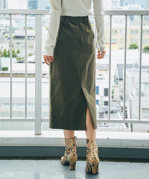 RIVE DROITE（リヴドロワ）の「細見えもキレイ見えも叶う　コーデュロイナロースカート（スカート・レディース・ベージュ/オフホワイト/カーキ・38/36）」の3枚目の写真