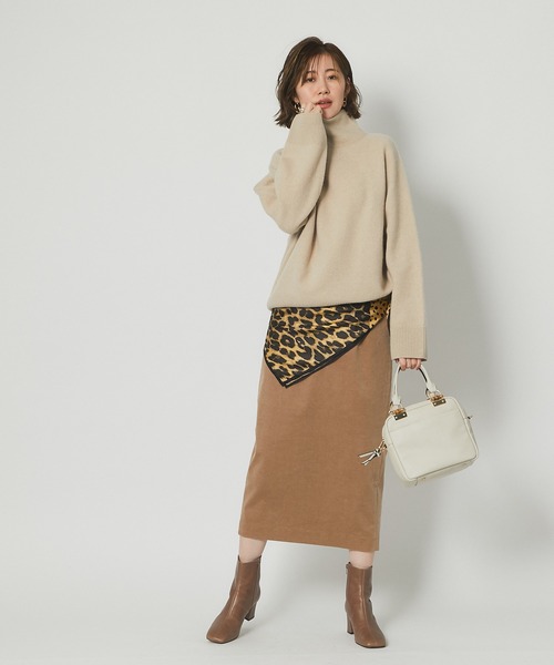 RIVE DROITE（リヴドロワ）の「細見えもキレイ見えも叶う　コーデュロイナロースカート（スカート・レディース・ベージュ/オフホワイト/カーキ・38/36）」の20枚目の写真