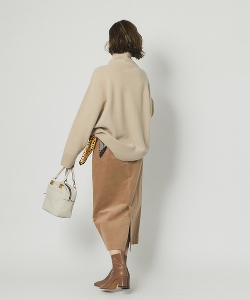 RIVE DROITE（リヴドロワ）の「細見えもキレイ見えも叶う　コーデュロイナロースカート（スカート・レディース・ベージュ/オフホワイト/カーキ・38/36）」の21枚目の写真