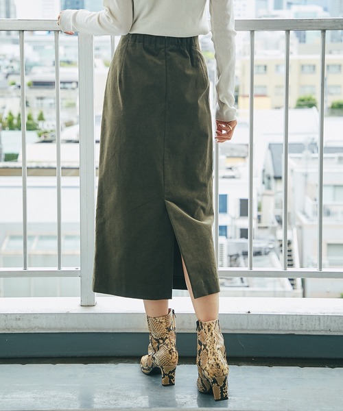 RIVE DROITE（リヴドロワ）の「細見えもキレイ見えも叶う　コーデュロイナロースカート（スカート・レディース・ベージュ/オフホワイト/カーキ・38/36）」の13枚目の写真