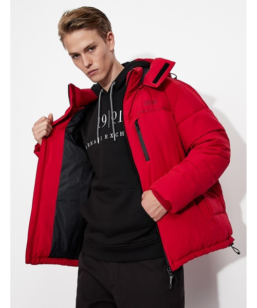 ARMANI EXCHANGE(アルマーニエクスチェンジ)の「【A|X アルマーニ エクスチェンジ】≪30周年記念アイテム≫1991&ロゴ パファーブルゾン フーディ(リサイクルポリエステル)(ブルゾン・メンズ・レッド系その他/ホワイト・X-SMALL/X-LARGE/MEDIUM/LARGE/SMALL)」の1枚目の写真