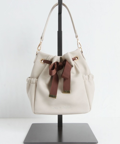 tocco closet(トッコ クローゼット)の「グログランリボン付きtocco closet刺繍入りショルダーバッグ(ショルダーバッグ・レディース・ピンク/アイボリー・FREE)」の8枚目の写真