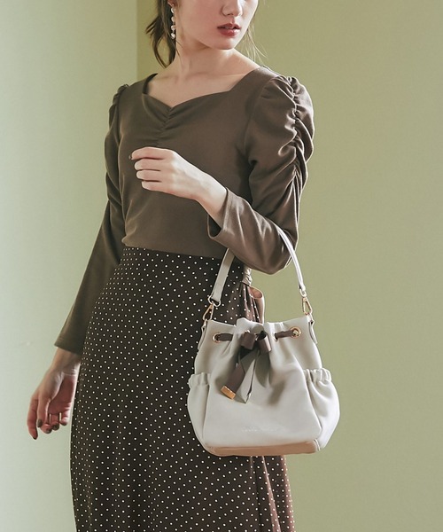tocco closet(トッコ クローゼット)の「グログランリボン付きtocco closet刺繍入りショルダーバッグ(ショルダーバッグ・レディース・ピンク/アイボリー・FREE)」の10枚目の写真