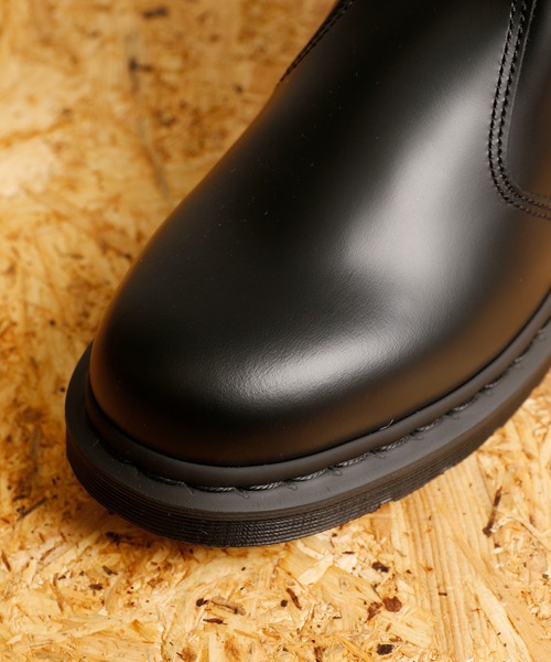 And A(アンドエー)の「Dr.Martens ドクターマーチン / 2976 MONO モノ チェルシーブーツ サイドゴアブーツ(ブラックステッチ) / 25685001(ブーツ・レディース・ブラック・23cm/24cm/25cm/22cm)」の7枚目の写真