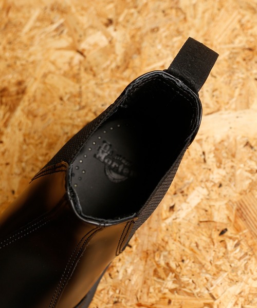 And A(アンドエー)の「Dr.Martens ドクターマーチン / 2976 MONO モノ チェルシーブーツ サイドゴアブーツ(ブラックステッチ) / 25685001(ブーツ・レディース・ブラック・23cm/24cm/25cm/22cm)」の8枚目の写真