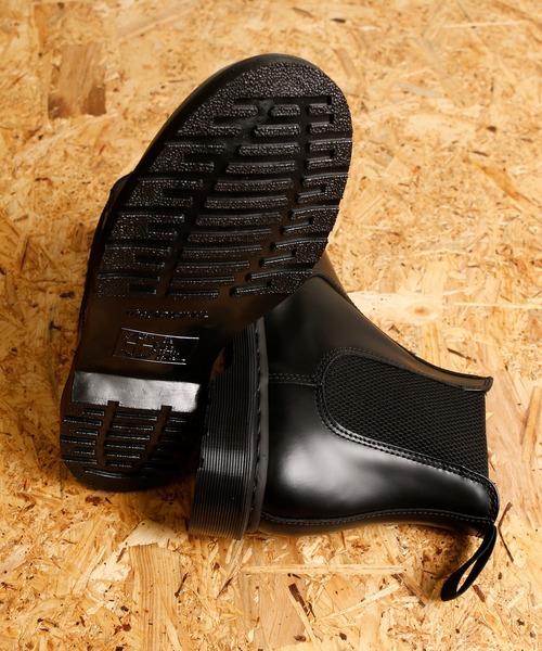 And A(アンドエー)の「Dr.Martens ドクターマーチン / 2976 MONO モノ チェルシーブーツ サイドゴアブーツ(ブラックステッチ) / 25685001(ブーツ・レディース・ブラック・23cm/24cm/25cm/22cm)」の5枚目の写真