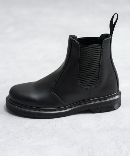And A(アンドエー)の「Dr.Martens ドクターマーチン / 2976 MONO モノ チェルシーブーツ サイドゴアブーツ(ブラックステッチ) / 25685001(ブーツ・レディース・ブラック・23cm/24cm/25cm/22cm)」の13枚目の写真