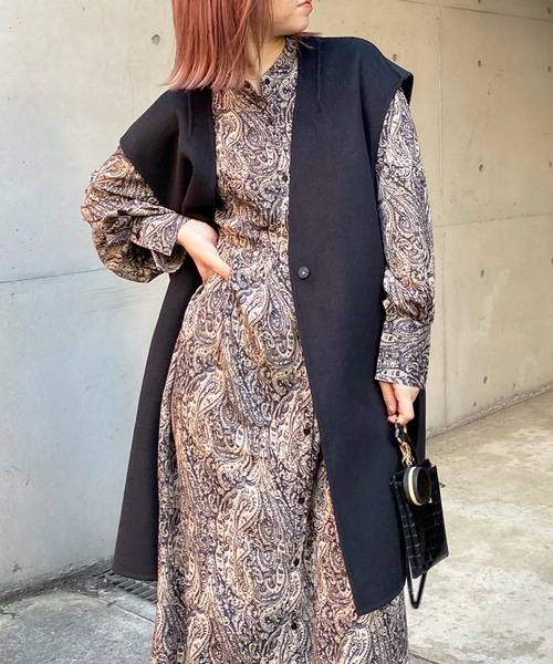 DouDou（ドゥドゥ）の「フラワープリントワンピース（ワンピース・レディース・ブラック/ブラック系その他・FREE）」の3枚目の写真