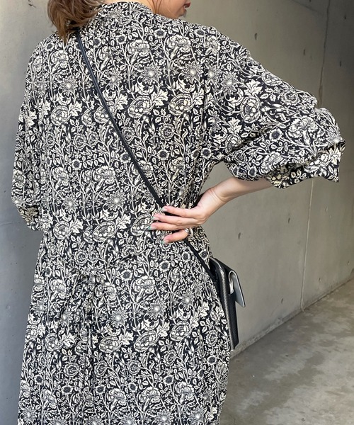 DouDou（ドゥドゥ）の「フラワープリントワンピース（ワンピース・レディース・ブラック/ブラック系その他・FREE）」の9枚目の写真