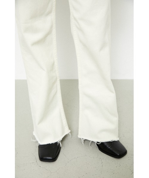 LAGUA GEM(ラグアジェム)の「LOTO COLOR FLARE DENIM(デニムパンツ・レディース・ダークグリーン/ホワイト・22inch/24inch/23inch/26inch/25inch)」の13枚目の写真