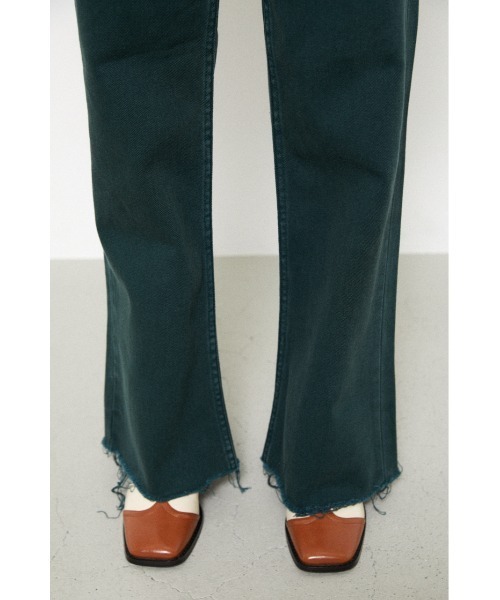LAGUA GEM(ラグアジェム)の「LOTO COLOR FLARE DENIM(デニムパンツ・レディース・ダークグリーン/ホワイト・22inch/24inch/23inch/26inch/25inch)」の21枚目の写真