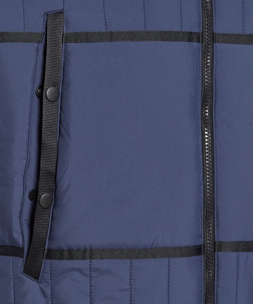 Reebok(リーボック)の「アウターウェア コア パッディド ジャケット / Outerwear Core Padded Jacket(ダウンジャケット/コート・メンズ・ブラック/ネイビー・MEDIUM/XX-LARGE/LARGE/XXX-LARGE/X-LARGE/SMALL)」の8枚目の写真