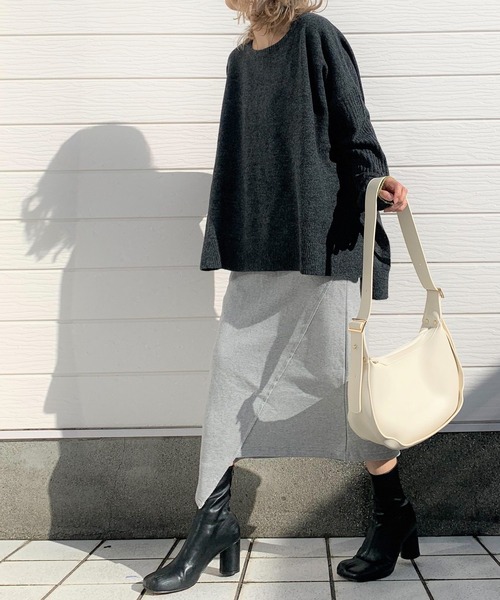 Q(キュー)の「もちもちリラックスニット(ニット/セーター・レディース・ベージュ/ライトブルー/チャコールグレー・MEDIUM)」の10枚目の写真