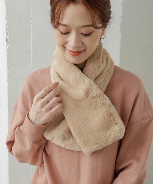 URBAN RESEARCH DOORS（アーバンリサーチドアーズ）の「エコファーティペット（マフラー・レディース・ベージュ系その他/ライトベージュ・ONE）」の6枚目の写真